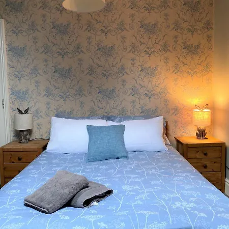 Villa With Park Views Close To Liverpool Centre Exterior photo