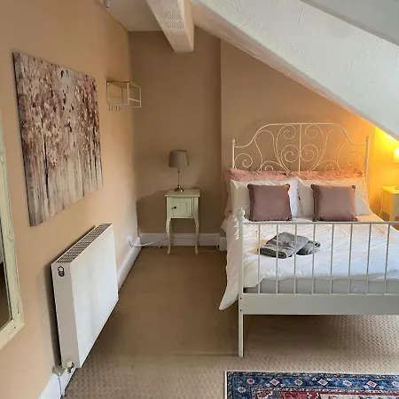Villa With Park Views Close To Liverpool Centre Exterior photo