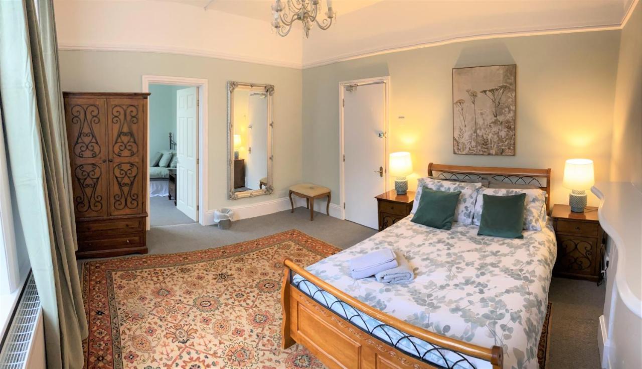 With Park Views Close To Centre Holiday home