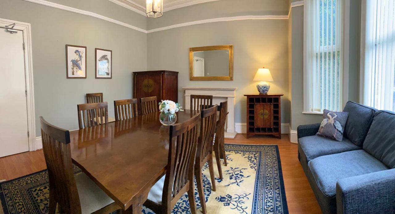 With Park Views Close To Centre Holiday home Liverpool
